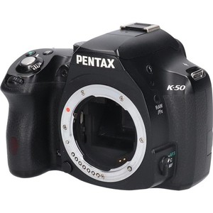 PENTAX K-50・パープルブルーツートンカラー Pentax K-50 DSLR Camera, Purple with Yellow Grips {16.3MP} with 18