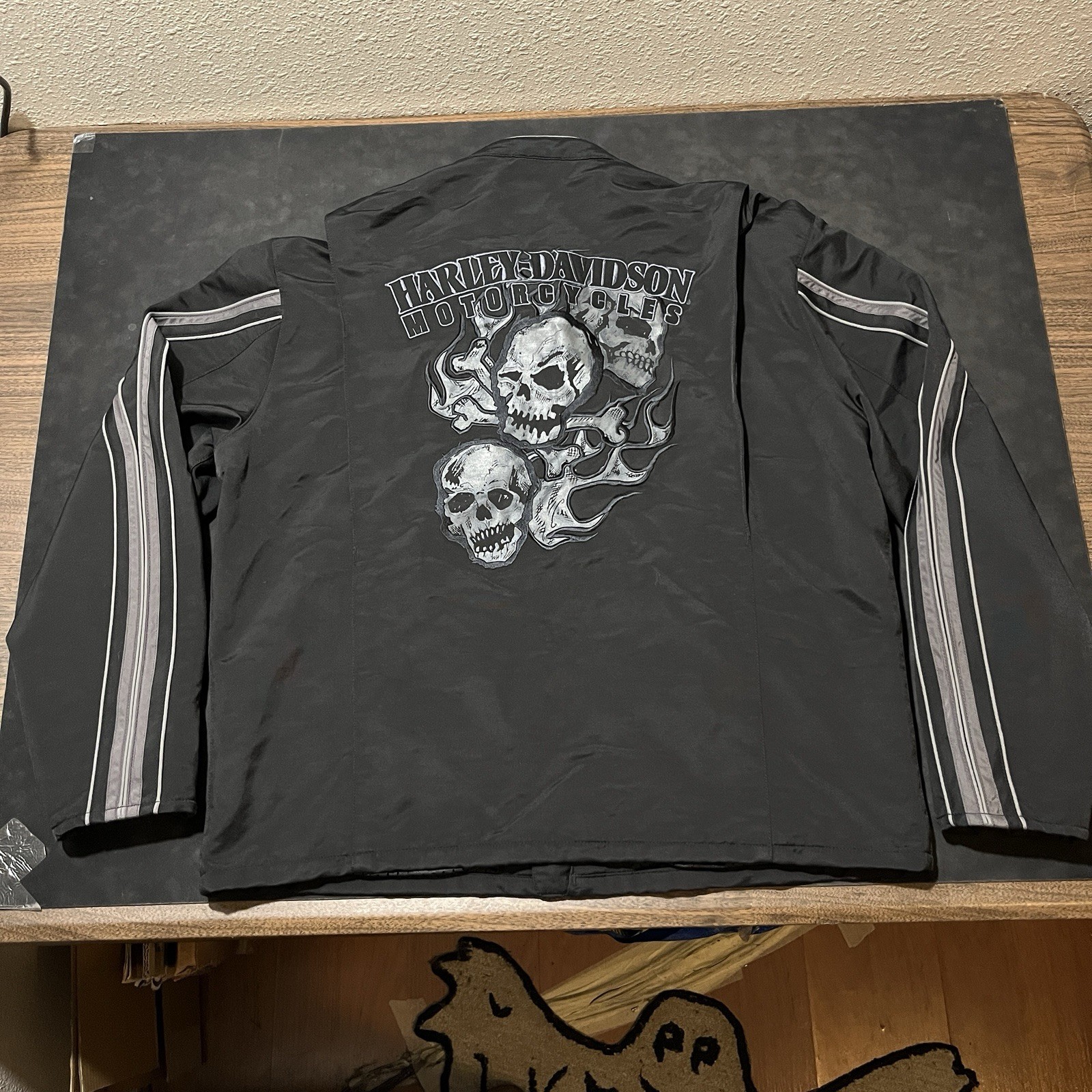 Picture 1 of 10