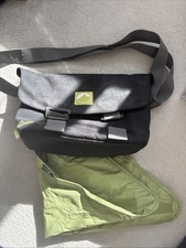 Lowepro Caméra Bag. Cross Body. Great Condition