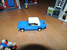 2007 Lego 10184 Town Plan 100% complete with manual & box 50th Anniversary NICE!