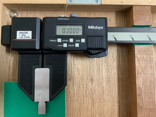 Mitutoyo CFC-24 552-313 Absolute Digital Calipers 0-24"