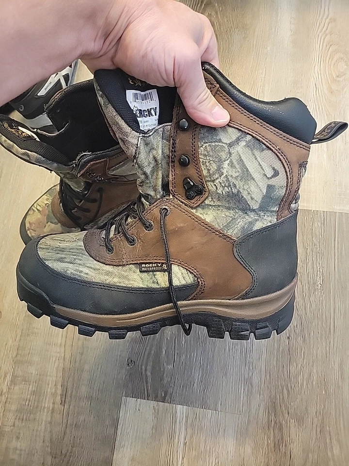 Rocky Core 8" Waterproof 800 Gram Insulated Outdoor Boots Mossy Oak Camo Size 8M - Image 3 of 4