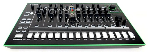 Roland TR-8 AIRA Drum Synthesizer + Fast Neuwertig + 1,5Jahre Garantie - Bild 4 von 7