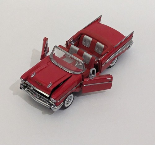 1957 Chevrolet Bel Air Convertible Franklin Mint 1:43 Diecast Collectible Car - Picture 5 of 12