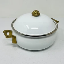 Vintage 1.5qt 6-Cups Bon Chef White Enamelware Pot & Lid w/Brass Handles Serving