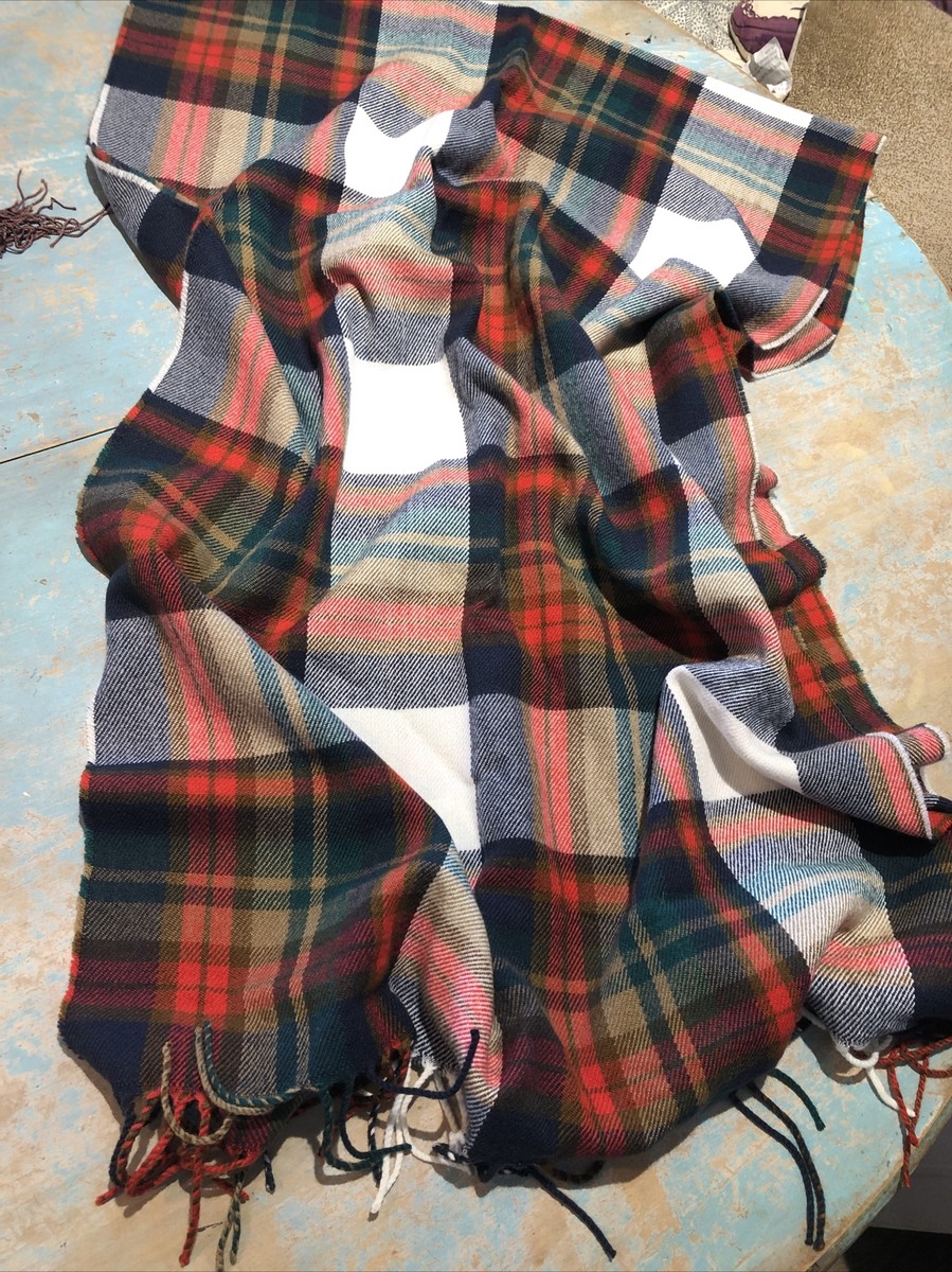 2b Crew NWT Cape Scarf Blanket Tartan Plaid HUGE 25x80 Fringe