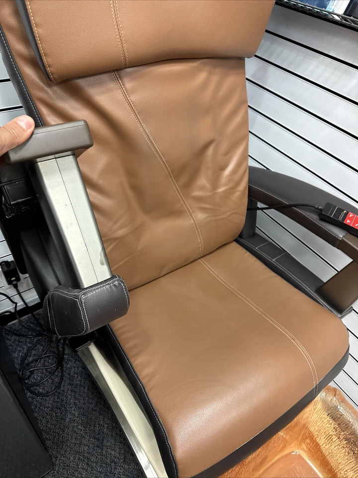 Silla de masaje tacto humano con pestaña Foto 4 de 4