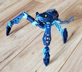 LEGO BIONICLE: Visorak Set of 6 (8742-8747) W 1 Cannister 6 spinners 1 Instruct