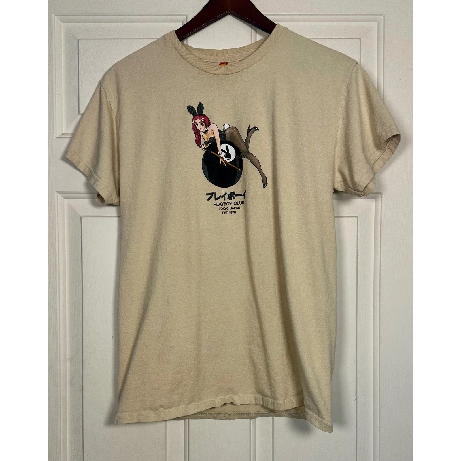 Playboy Club Tokyo Japan Anime Bunny Girl Graphic Tee Tan Mens M Color Bars