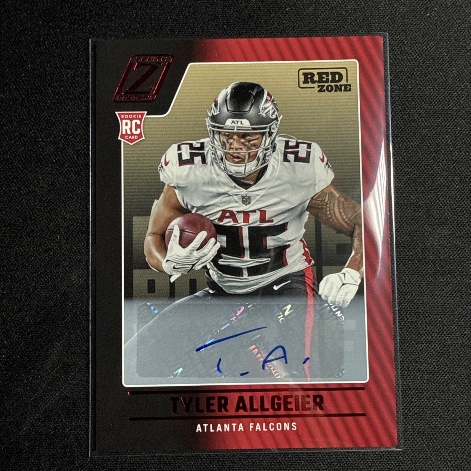 Tyler Allgeier Panini Zenith #178 Autograph Red Zone