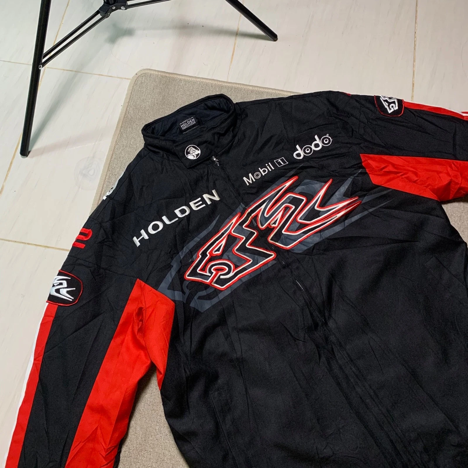 Holden Racing Team HRT Racing Windbreaker Jacket Black Red Sponsor L - product detail image 3