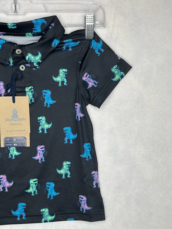 Camisa Chubbies Niños 3T Negra Polo The Lil Bodacious Cretácico Performance Dino Foto 3 de 4