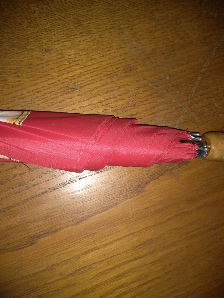 Circus Fliegenpilz Schirm Regenschirm Zirkus unter Wasser Cirque Circo Flußpferd - Bild 3 von 4