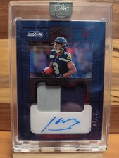 Kenneth Walker III 2022 Panini One Red 2 Color Patch Auto /15