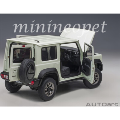 AUTOart 78511 SUZUKI JIMNY JB74 1/18 MODEL CAR PURE WHITE METALLIC