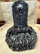 Fountain of Horror Unlimited Animated Halloween Flashing Eyes WORKS RARE Village