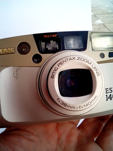PENTAX Espio 140M superZoom film camera, w/Leather Case - Video 1 of 1