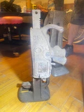 Vintage Simplex No 85 5 Ton Railroad/House Jack -10" Lift CE96 28J96 WORKS GREAT