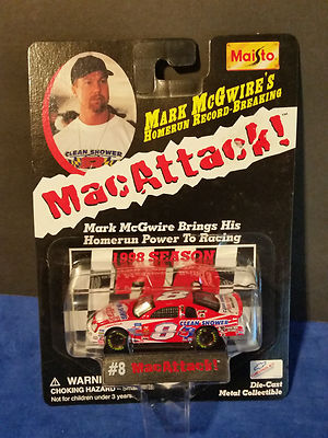 MAC ATTACK ''MARK McGWIRE HOME RUN RECORD'' 1999 NASCAR CHEVROLET MONTE CARLO 1:64
