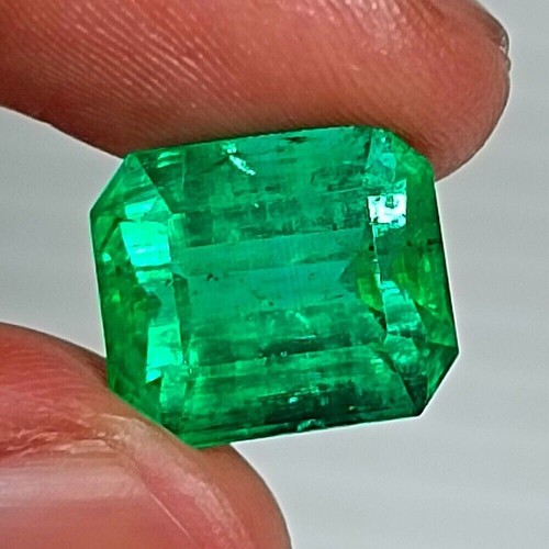 7.56 CT GIA CERTIFIED Natural Zambian Emerald Octagon Top *Fast Delivery 5*Grade - Picture 2 of 6