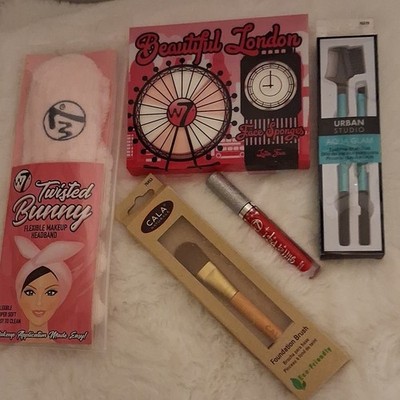 W7, Urban Studio, Cala Makeup Brushes, Headband, Sponges Latex-Free Eco-Friendly