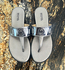Michael Kors Women’s Silver Thong Slide Sandals US 7.5 Leather Logo Slip-On