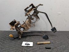 89-95 Toyota Pickup Clutch Brake Pedal Bracket Assembly 90-95 4Runner OEM 22RE