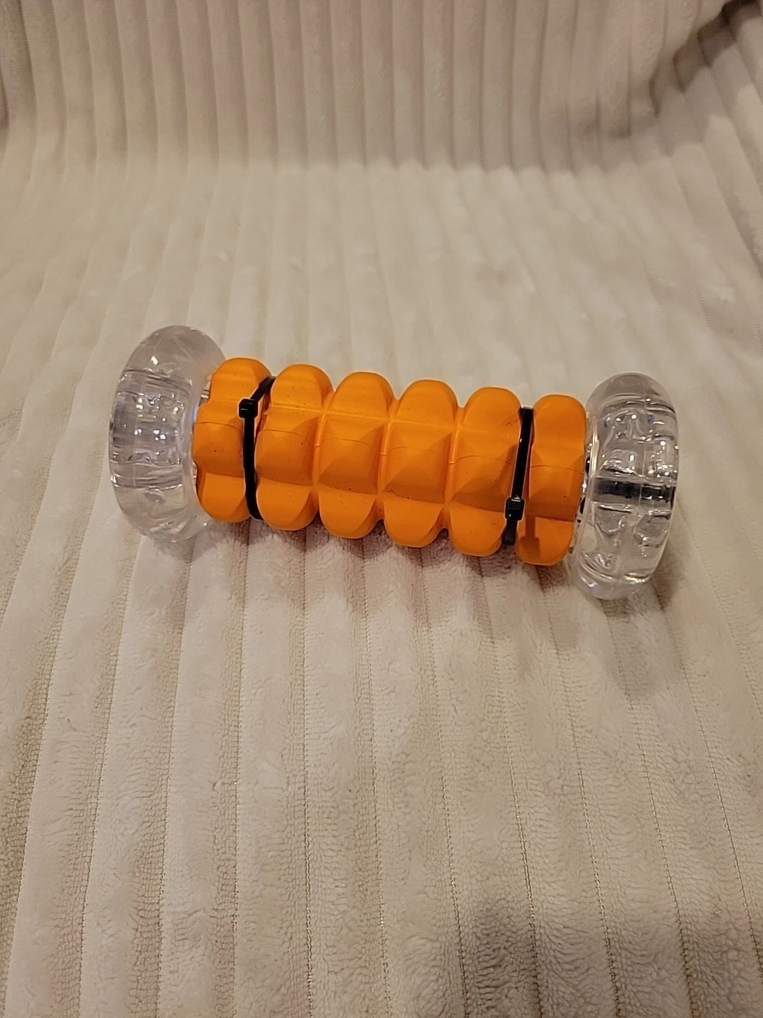 New Shelf Pull Triggerpoint Trigger Point Hand Held Foam Roller Hand, Feet, Arm
Opens in a new windo