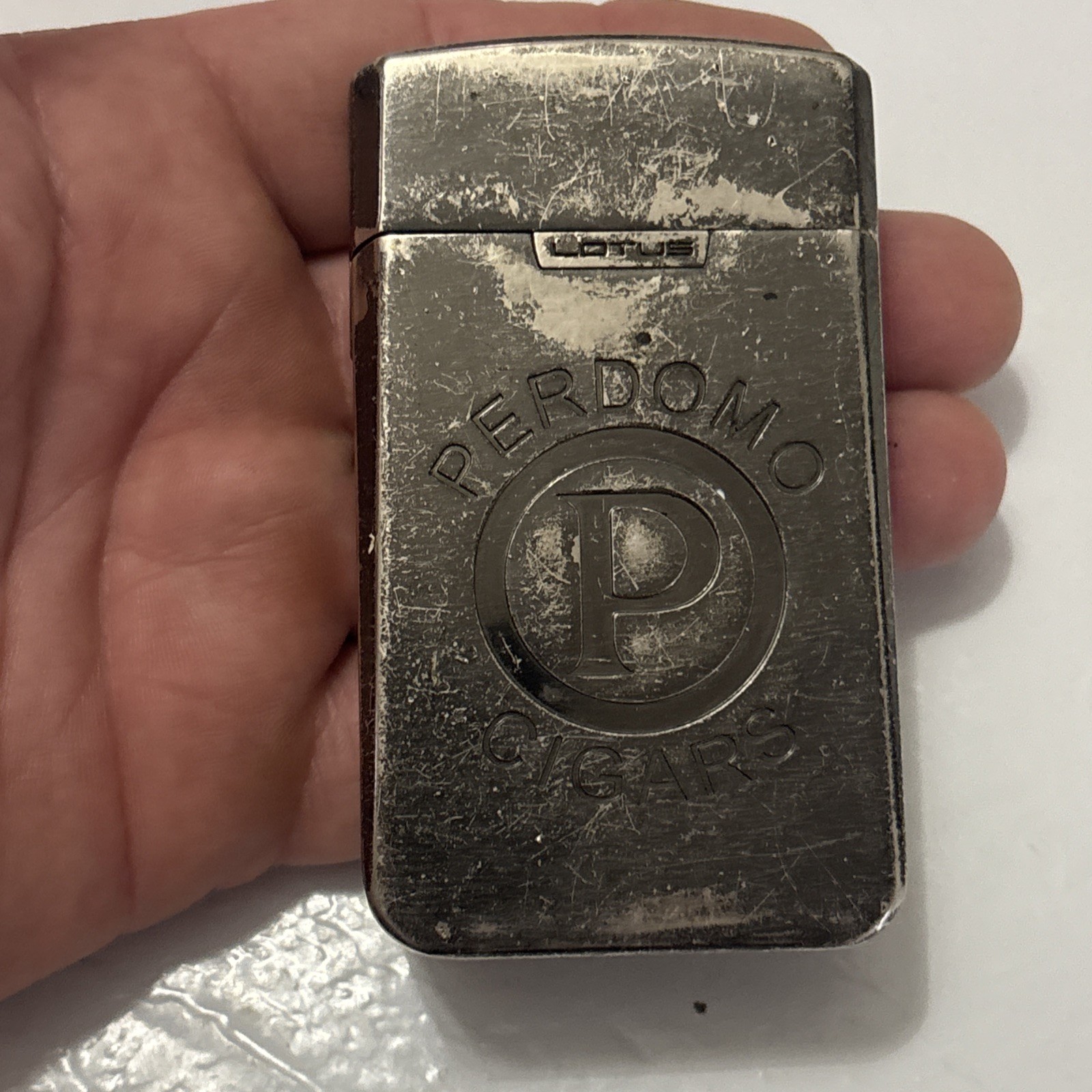 Perdomo/Lotus branded Cigar lighter