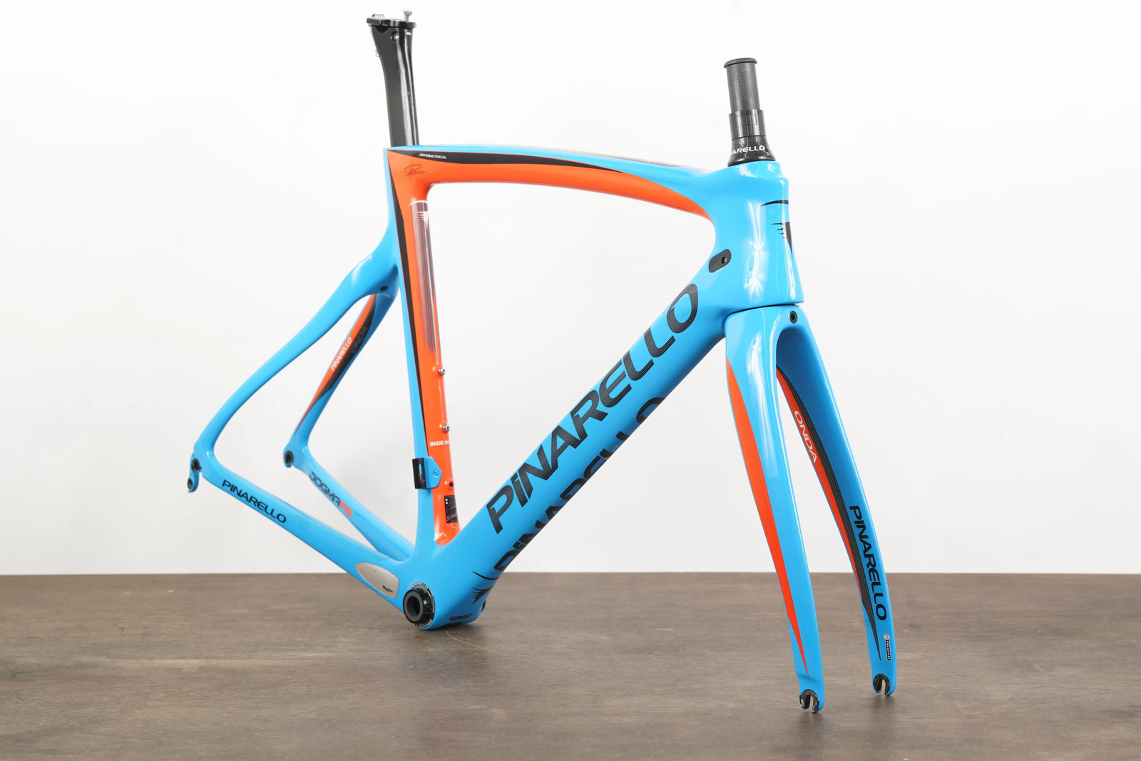54cm Pinarello Dogma F8 Carbon Rim Brake Frameset