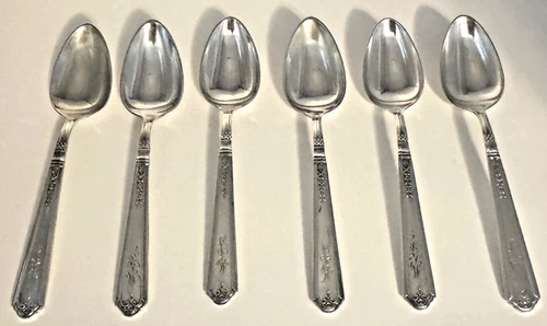 SIX ANTIQUE GORHAM 'PRINCESS PATRICIA' C/1926 STERLING SILVER TEASPOONS