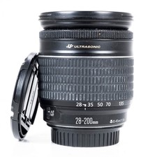 Canon EF 28‑200mm f/3.5‑5.6 USM Zoom Lens