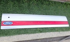 1987-1996 Ford Bronco Oem Tailgate Finish Panel Red Reflector Obs Tail Gate Trim