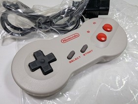 Nintendo New Famicom AV FC NES HVC-101 Includes Super Mario Game and AV/AC