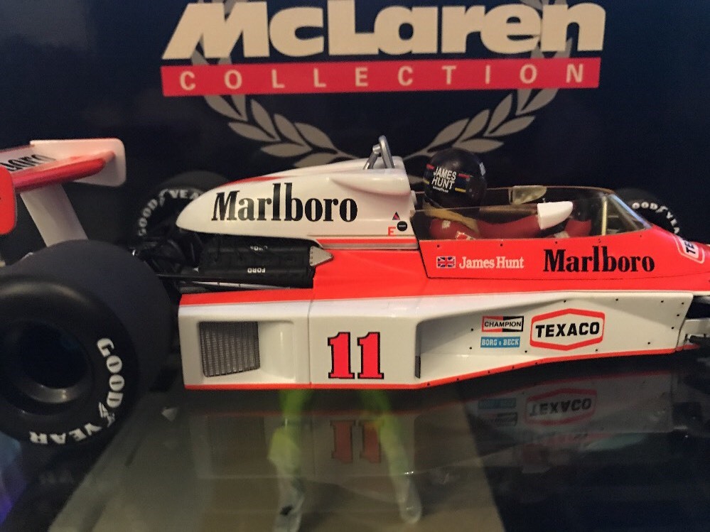 MINICHAMPS JAMES HUNT M23 Marlboro McLaren British GP 76 détails