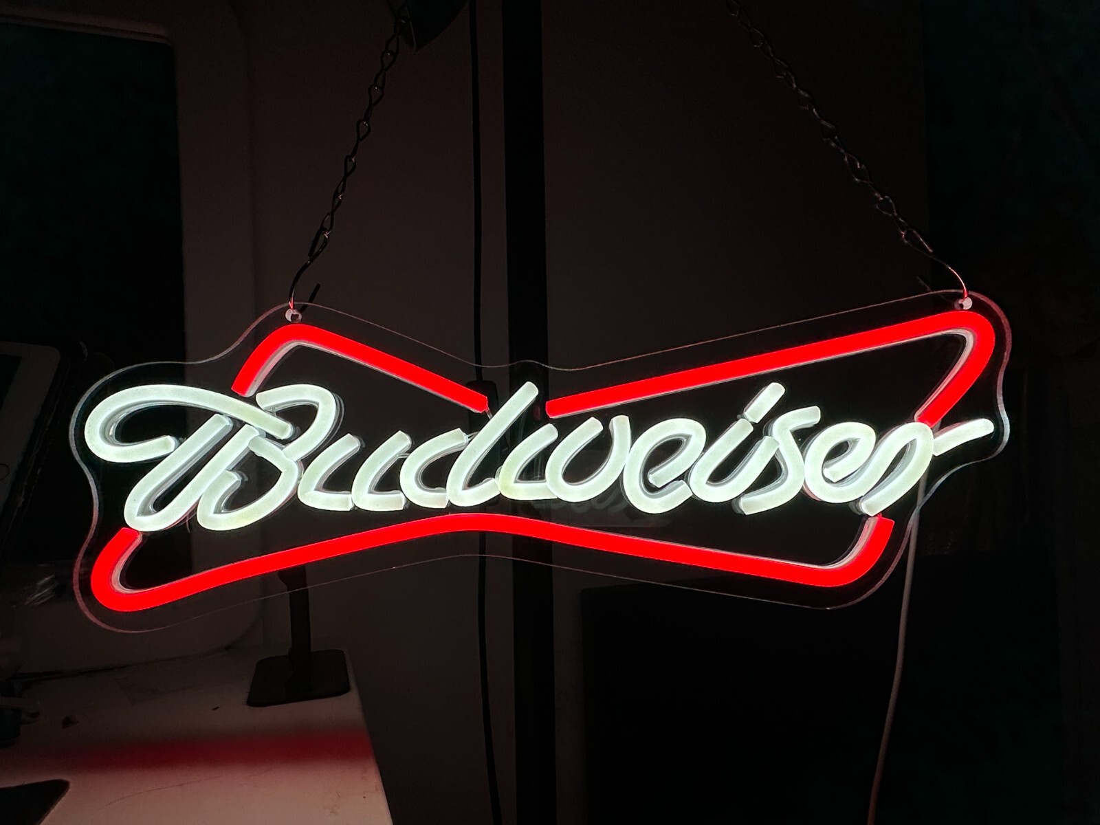 Budweiser ネオンサイン CL-5 100V 壁掛け　自立可　バー　照明 Budweiser ネオンサイン CL-5 100V 壁掛け 自立可 バー 照明 【公式通販】