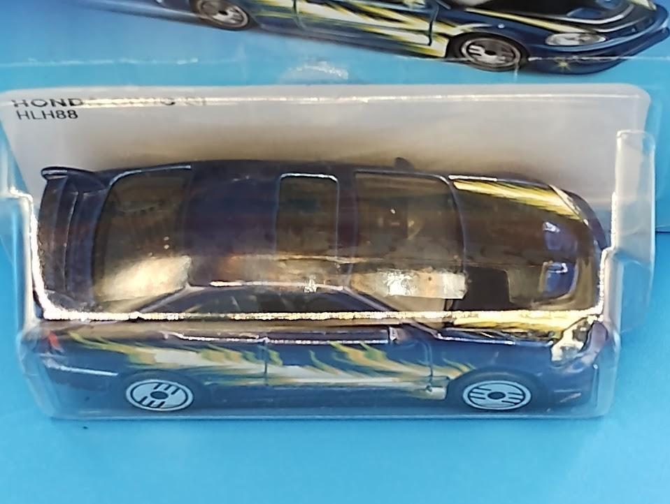 North American Version Hot Wheels Ultra Hots 2022 Mixc 8
