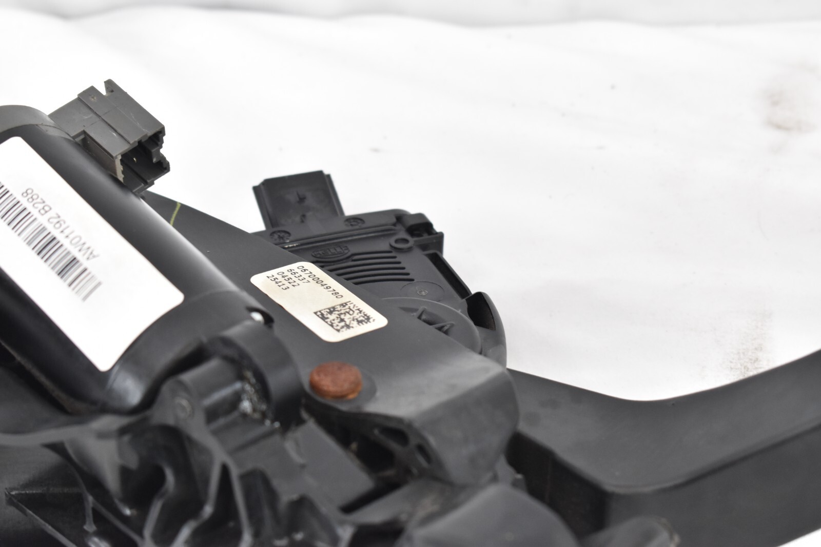 2014-2019 MASERATI GHIBLI S Q4 FLOOR ACCELERATOR THROTTLE GAS PEDAL & SENSOR OEM