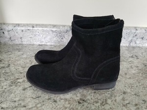 me too suede booties