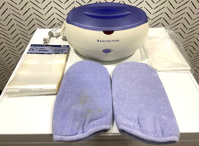 Vtg ( 01) Remington HS-200 hands feet wax spa, w/mitts and liners, mani pedi EVC