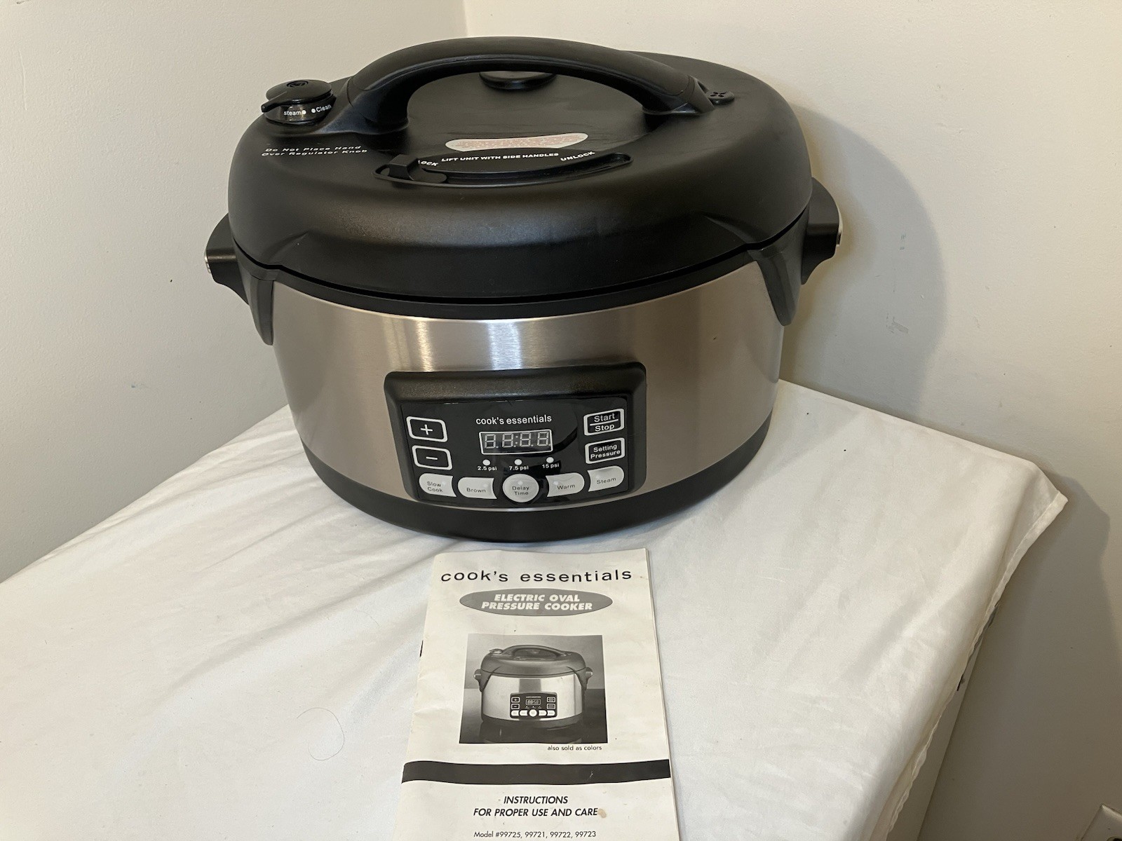 5.25 Qt. Model 99725 Never Used