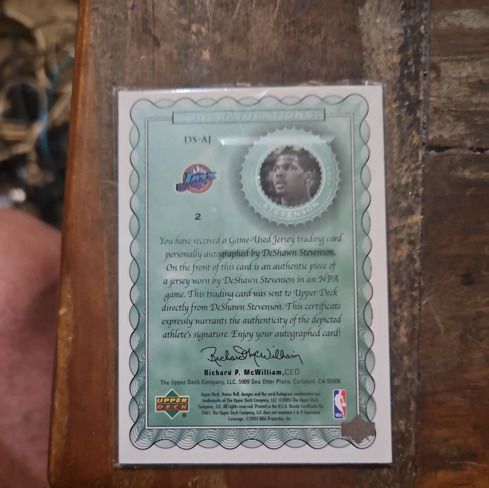 Camiseta deportiva Upper Deck Principals Honor Roll 2003 auto reliquia DS-AJ 2 Jazz Foto 3 de 4