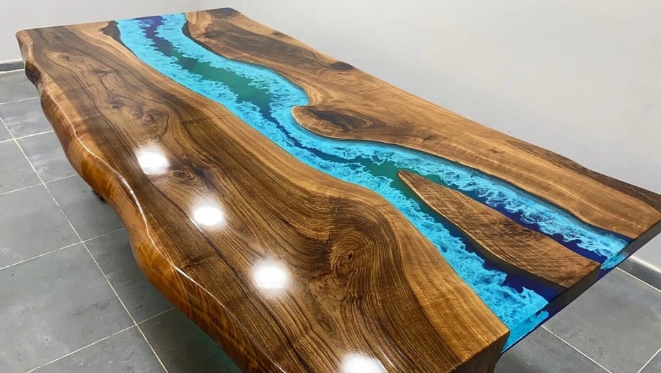 Mesa de comedor epoxi de madera de nogal y azul turquesa verde - Mesa de resina hecha a mano Foto 2 de 4