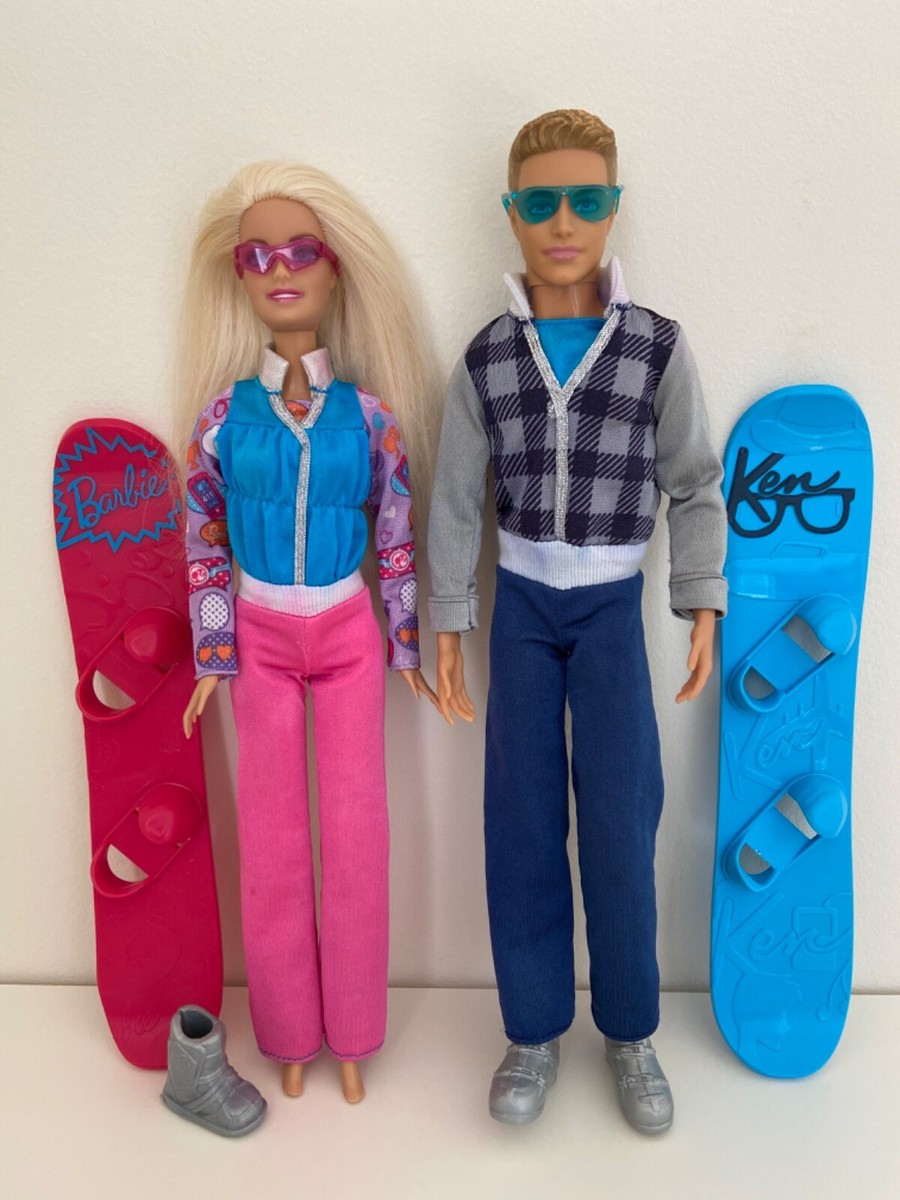 スポーツ Barbie SpecialEdition Georgia Tech University Cheerleader Barbie Doll Special