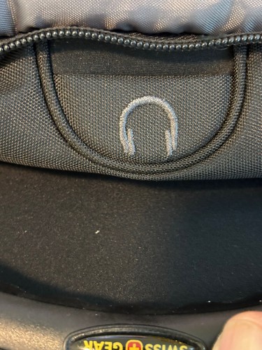 Swiss Gear Scansmart Airflow Laptop Tablet Computer 17” Backpack - Picture 10 of 11