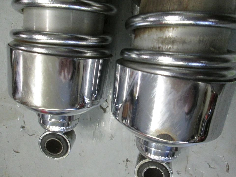 Amortiguadores traseros Vn750 Vulcan 45014-1304 fabricante de equipos originales Kawasaki 1985 VN700 / 1985 - 1998 Foto 3 de 4