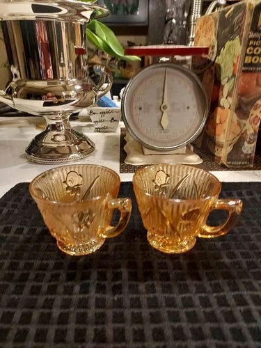 TWO DEPRESSION ERA GLASS TEA/COFFE CUPS: IRIS IRIDESCENT BY JEANNETTE PRISTINE!