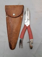 Multi tool Solingen Western Germany with sheath DGBM
