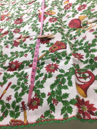 Vintage Christmas Tableclothes 6 Napkins Musical Instruments Holly Poinsettias - Picture 7 of 12