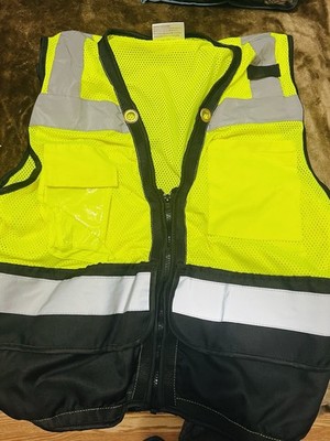 ANSI/ISEA 107-2020 Type R Class 2 Safety Vest Hi-Visibility Yellow Size M V2131